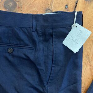 NWT Brunello Cucinelli navy pleated trousers (sz 46)